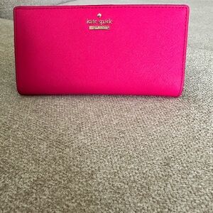 Kate Spade Pink Wallets Saffiano Leather Gold-Toned Hardware
